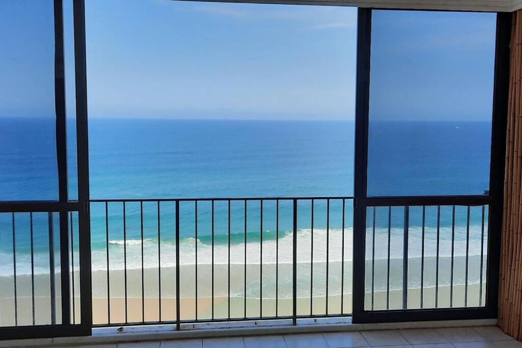 Apto Frente Mar 2 Suites ริโอเดจาเนโร ภายนอก รูปภาพ